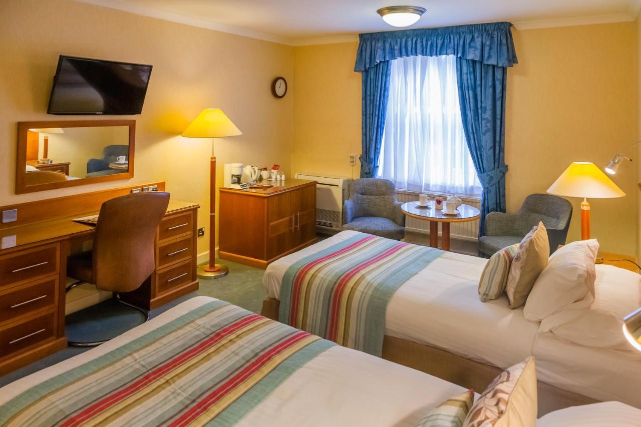 Swindon Blunsdon House Hotel, BW Premier Collection Экстерьер фото