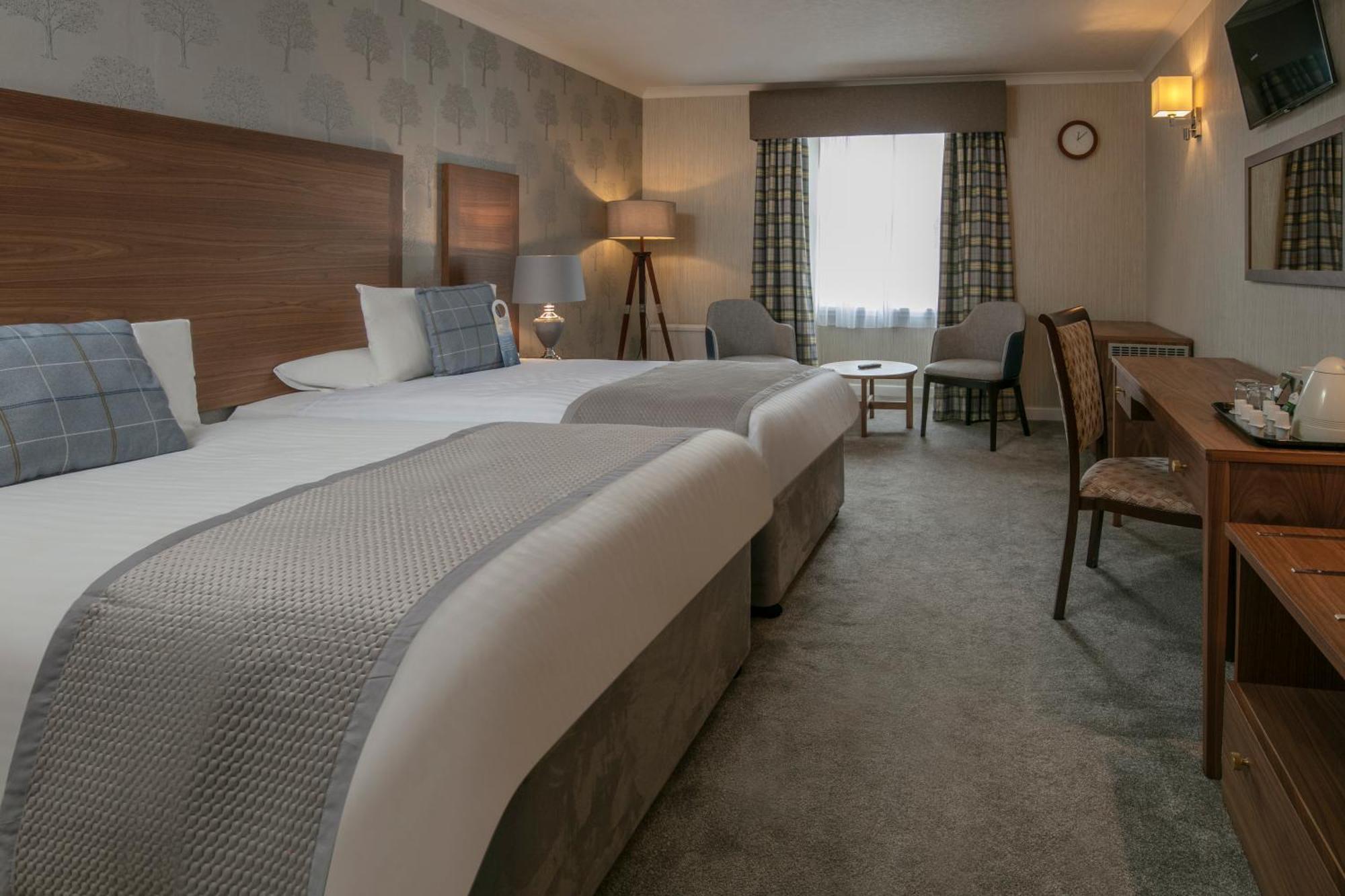 Swindon Blunsdon House Hotel, BW Premier Collection Экстерьер фото