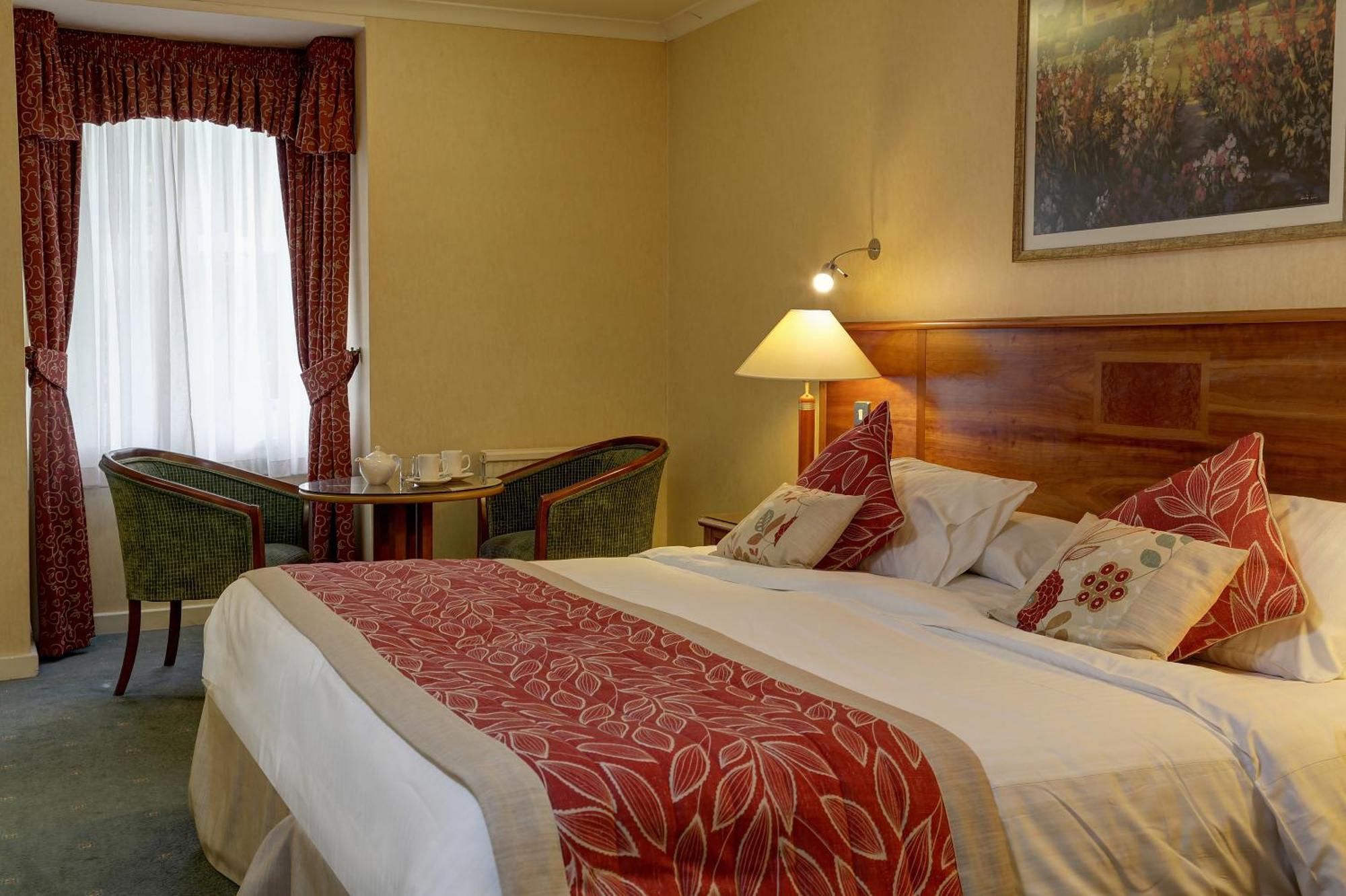 Swindon Blunsdon House Hotel, BW Premier Collection Экстерьер фото