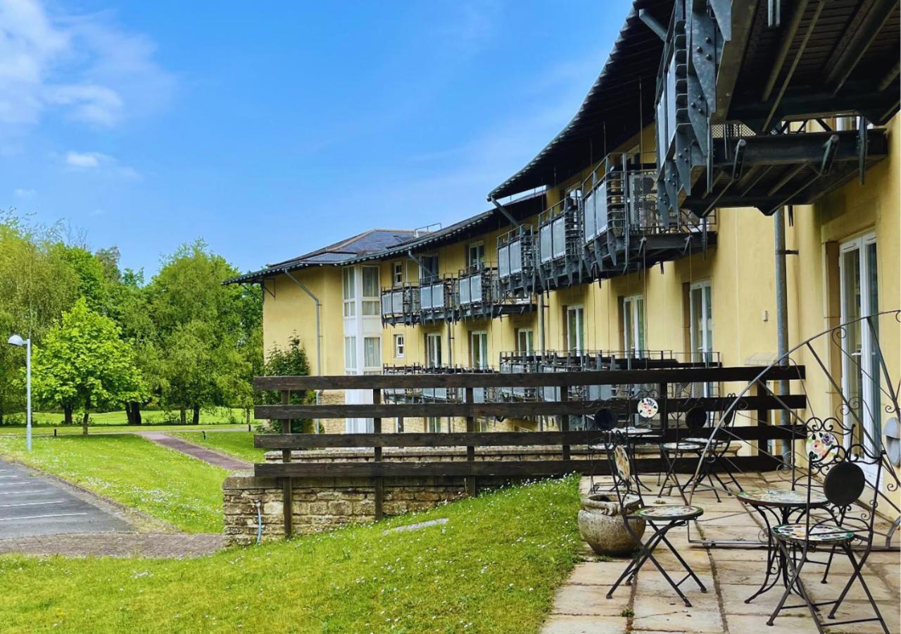 Swindon Blunsdon House Hotel, BW Premier Collection Экстерьер фото