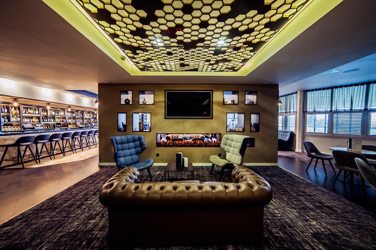 Swindon Blunsdon House Hotel, BW Premier Collection Экстерьер фото